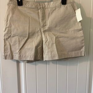Old Navy Khaki Shorts sz-6